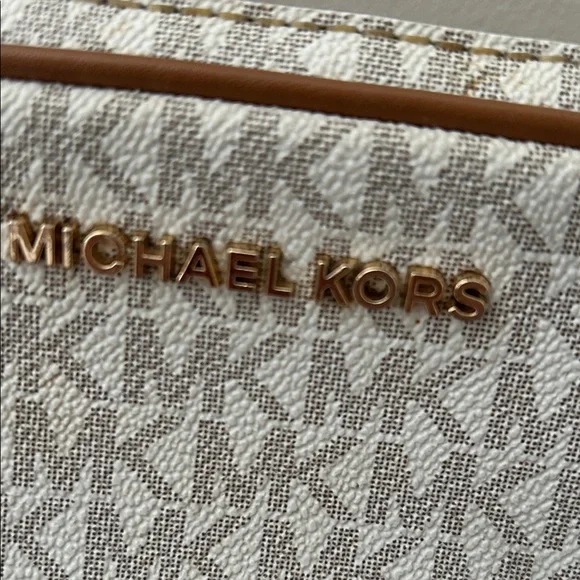 Michael Kors Monogram Cream and Tan Crossbody Bag - Picture 2 of 11